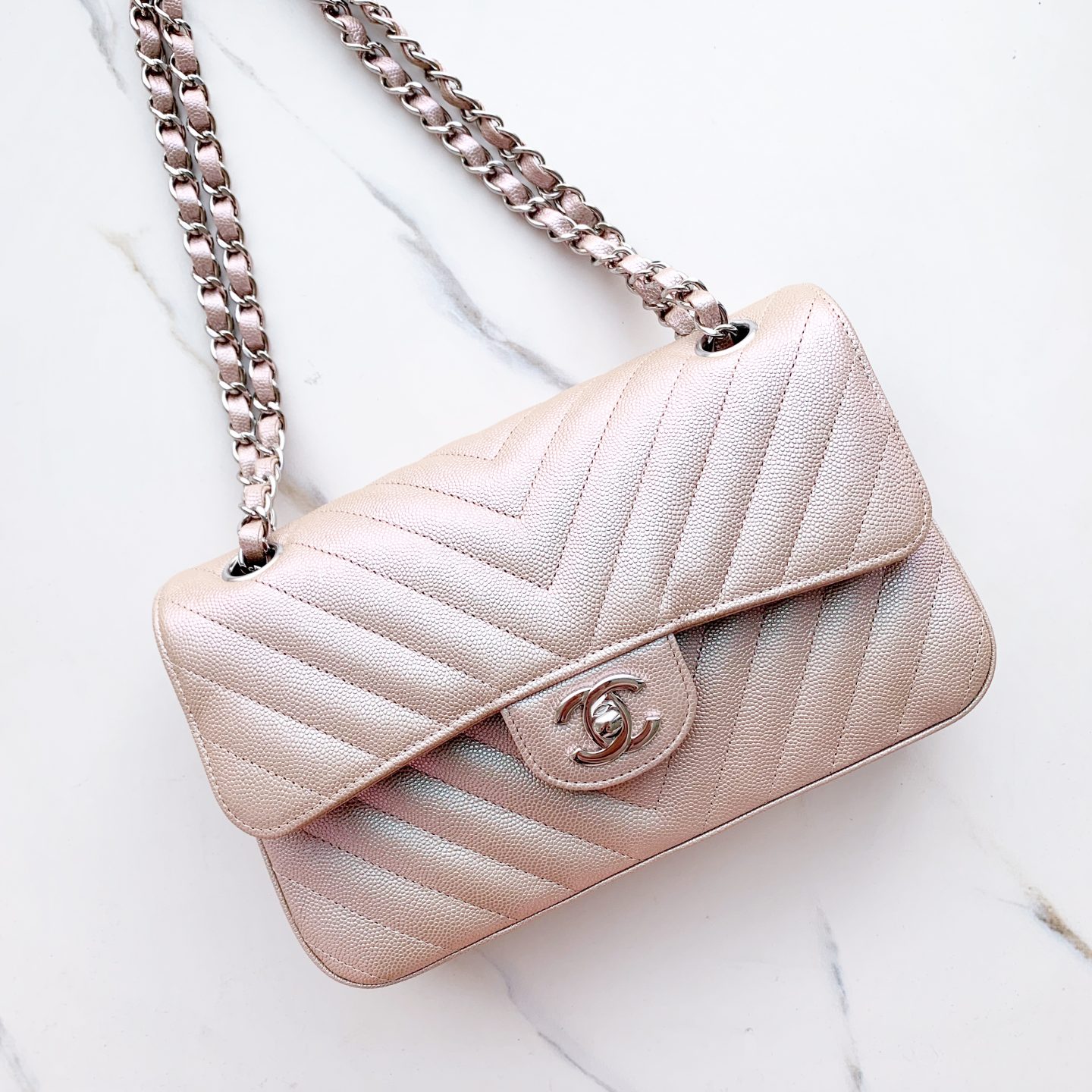 Chanel Classic Wallet on Chain 17B Iridescent Rose Gold Chevron