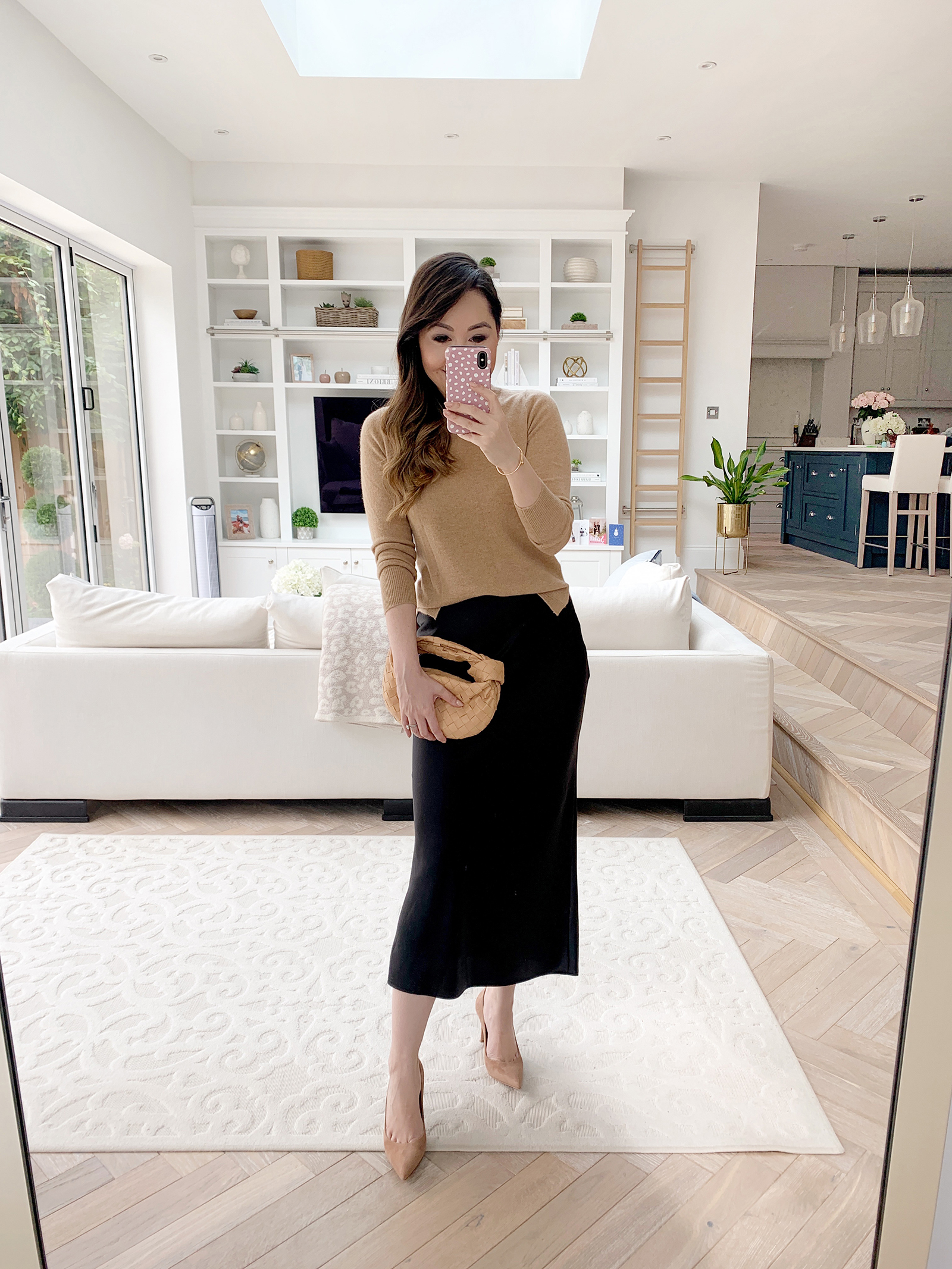 bottega veneta mini jodie outfit